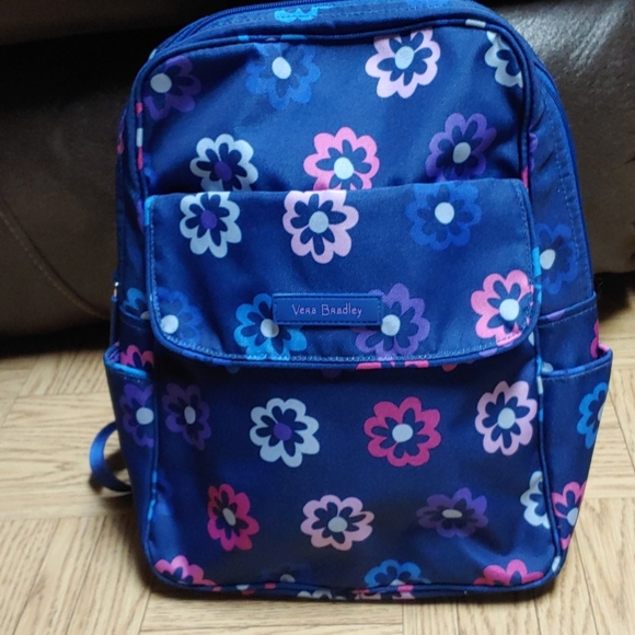 Vera Bradley backpack purse - Picture 1 of 8